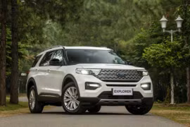 Triệu hồi gần 280.000 xe Ford Explorer vì lỗi camera