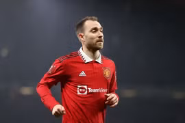 Man Utd nhận hung tin mất Christian Eriksen đến hết mùa