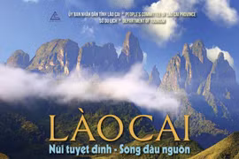 Lào Cai ra mắt sách ảnh “Lào Cai: Núi tuyệt đỉnh - Sông đầu nguồn”