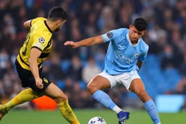 Đè bẹp Young Boys, Man City vào vòng 1/8 Champions League