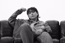 Jungkook (BTS) đạt chứng nhận Bạch kim tại Mỹ cho "Seven"