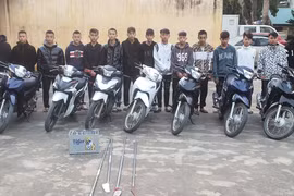 Triệu tập 19 đối tượng mang hung khí đi giải quyết mâu thuẫn