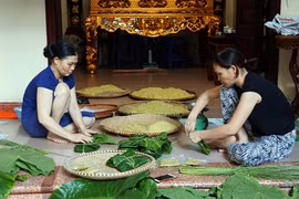 Cốm làng Vòng - Đặc sản của mùa thu Hà Thành