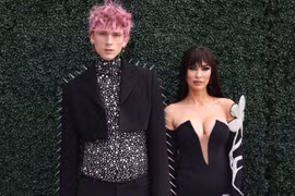 Rapper MGK bị Megan Fox xóa khỏi Instagram vì ngoại tình