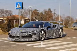 Ferrari SF90 Stradale bản nâng cấp chuẩn bị ra mắt