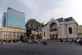 Trung tâm TP HCM vắng lặng, yên bình trong ngày nghỉ lễ 30/4