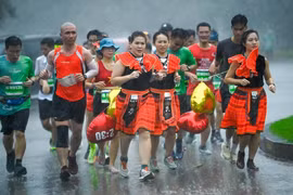 Thiên nhiên xanh hút mắt ở giải chạy Ecopark Marathon 2023