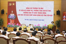 Yên Bái cần tiếp tục nâng cao đời sống đồng bào dân tộc thiểu số