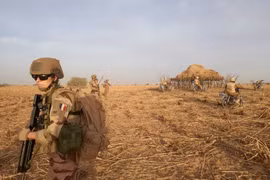 Pháp triệu hồi đại sứ và rút quân khỏi Burkina Faso