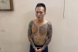 “Ma men” đâm tử vong bác ruột vì cho rằng mình bị “nhìn đểu”