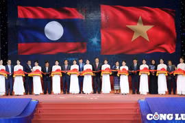 Khai mạc "Ngày hội thắm tình hữu nghị đặc biệt Việt Nam - Lào năm 2023"