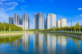 Hà Nội: Xu hướng tăng phí trông giữ xe ô tô tại các chung cư, trung tâm thương mại
