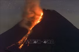 Merapi - ngọn núi lửa nguy hiểm bậc nhất và những cú “thức giấc” kinh hoàng