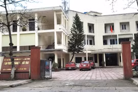 Bắt nhiều cán bộ ở Hà Tĩnh trong đường dây nhận tiền “bôi trơn'' để làm sổ đỏ ''siêu tốc''