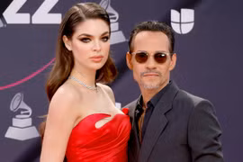 Marc Anthony cưới Á hậu Miss Universe 2021