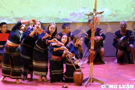 Khai thác, phát huy nguồn lực văn hóa cộng đồng các dân tộc theo hướng bền vững