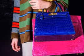 Hermès thu lợi nhuận ‘khủng’, phải mở thêm nhà máy để sản xuất túi hiệu