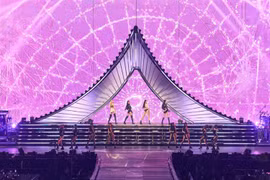 BlackPink diễn đêm chung kết của Born Pink World Tour ở Seoul
