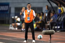 HLV Hoàng Anh Tuấn chưa hài lòng với học trò sau chiến thắng trước Olympic Mông Cổ