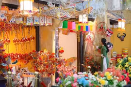 Đặc sắc chương trình tour đêm "Đèn thu lung linh" tại Hoàng thành Thăng Long