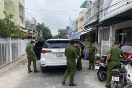 Bắt Phó Chánh Thanh tra tỉnh cùng nhiều lãnh đạo huyện Chợ Mới tỉnh An Giang