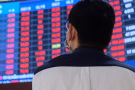 Chứng khoán 24/4: Ngân hàng Nhà nước “giải cứu” hụt VN-Index