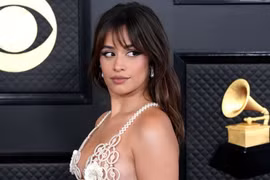 Camila Cabello diện thiết kế táo bạo ở lễ trao giải Grammy 2023