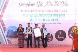 Kon Tum tổ chức lễ hội sắc màu thổ cẩm và ra mắt làng du lịch cộng đồng Kon Jơ Dri