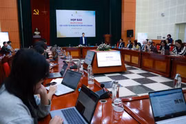 Cuộc thi sáng tác văn học về đề tài công nhân, công đoàn chọn ra được 13 truyện ngắn, 11 tiểu thuyết