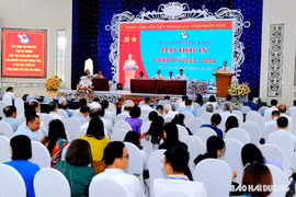Đồng chí Vũ Văn Úy được bầu giữ chức Chủ tịch Hội Nhà báo tỉnh Hải Dương khoá IX