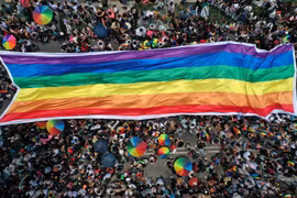 Khảo sát: Khoảng 9% người trưởng thành ở 30 quốc gia là LGBTQ