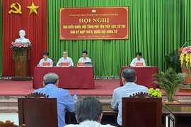 Cử tri kiến nghị giải quyết vướng mắc liên quan đất đai, giá bồi thường giải phóng mặt bằng