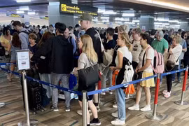 Làn sóng nhà giàu Nga đổ xô đến Phuket