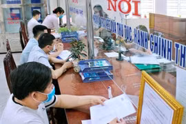 Bộ Tài chính đề xuất giảm 35 khoản phí, lệ phí trong năm 2023