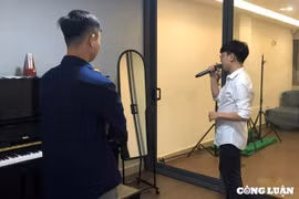 Bỏ ra tiền triệu, nhiều người đua nhau đi học hát karaoke