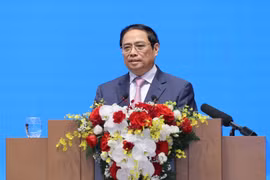 Hoàn thiện thể chế, chính sách hợp tác đầu tư nước ngoài có tính cạnh tranh cao, hội nhập quốc tế