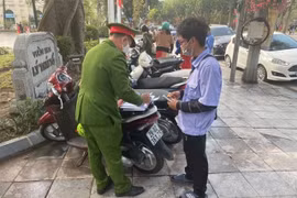 Hà Nội: Sẽ xóa bỏ các điểm hè phố, lòng đường bị chiếm dụng trái phép