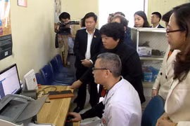 Cơ chế tài chính chưa đủ sức thu hút và khuyến khích phát triển y tế cơ sở