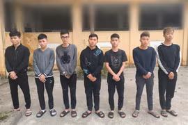 Bắt giữ nhóm thanh niên giải quyết mâu thuẫn bằng "bom xăng"