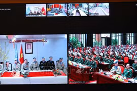 Kết nối trực tuyến với các chiến sĩ mũ nồi xanh Việt Nam thông qua 'Nhịp cầu hòa bình'