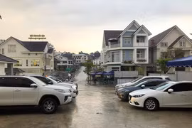 "Siêu" lợi nhuận từ việc cho thuê ô tô dịp cận Tết, ngồi nhà cũng được vài triệu đồng/ngày