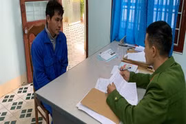 Kon Tum: Truy bắt hai anh em ruột chém người gây thương tích