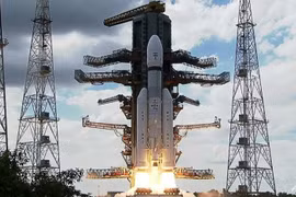 Tàu thăm dò Mặt trăng giá rẻ của Ấn Độ chuẩn bị hạ cánh