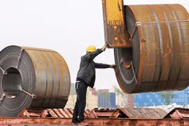 Thuế carbon của châu Âu sẽ tác động thế nào đến thương mại toàn cầu?