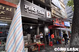 “Ma trận” Phở Thìn ở Hà Nội, thật giả lẫn lộn