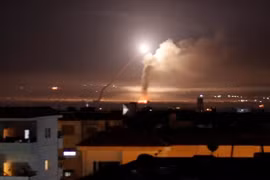 Israel bắn tên lửa đáp trả Syria