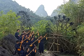 Cao Bằng bảo tồn, phát huy giá trị di sản văn hóa gắn với phát triển du lịch