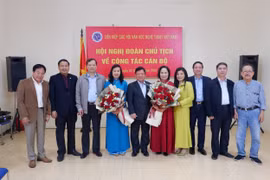 NSNA Thu Đông và NSND Thúy Mùi được bầu làm Phó Chủ tịch kiêm nhiệm Liên hiệp các Hội VHNT Việt Nam