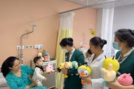 "Gian hàng 0 đồng" vì người bệnh: Lan tỏa yêu thương đến các đối tượng trong bệnh viện
