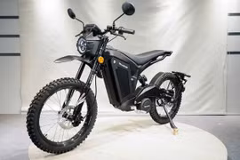 Velimotor VMX 8: Mô tô điện siêu nhẹ, chưa tới 50kg